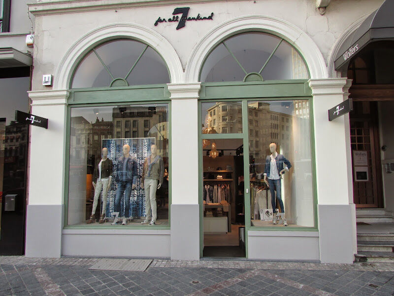 Foto van 7 For All Mankind
