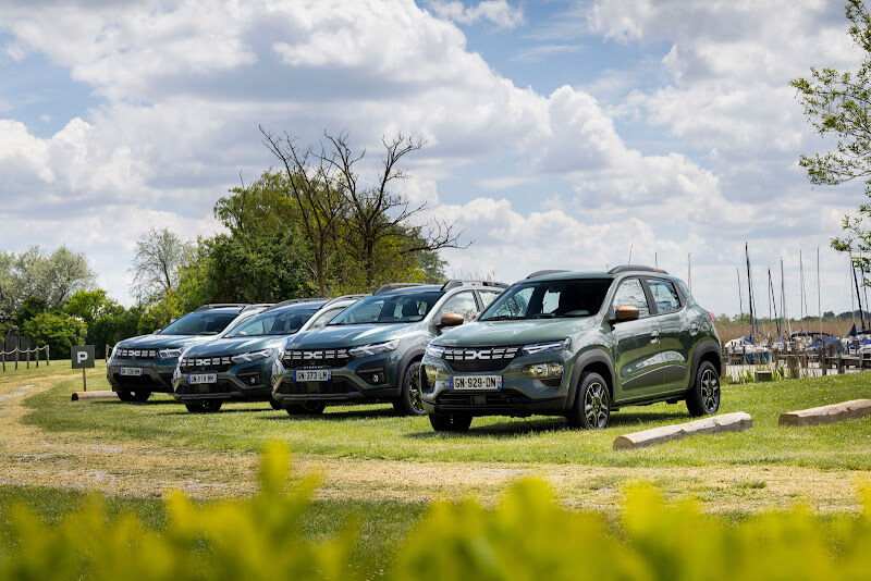 Foto van DACIA WAREGEM - BOSSUYT