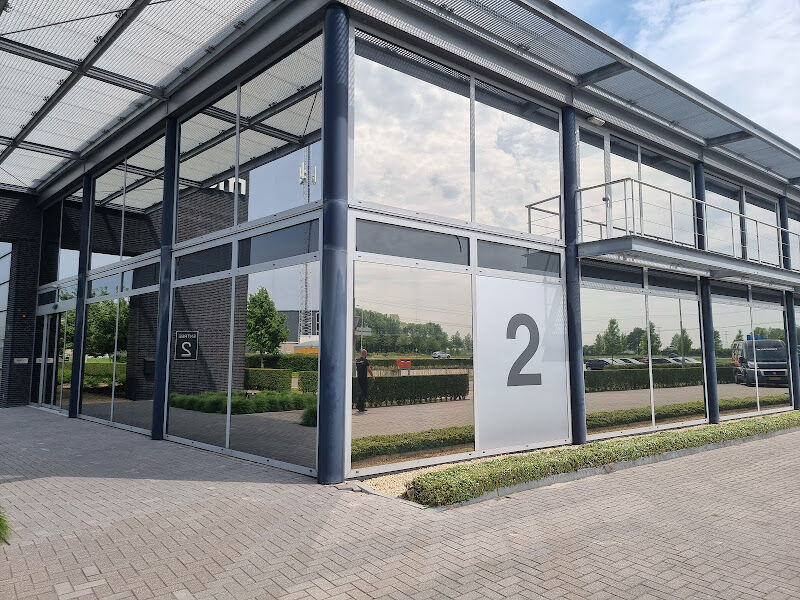 Foto van Folieman | Specialist in Zonwering met raamfolie |
