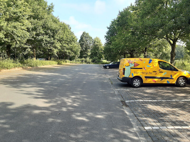 Foto van Kasteel Gaasbeek parking