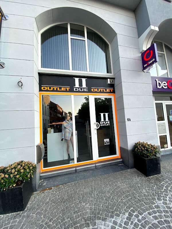 Foto van Due (Kleding)