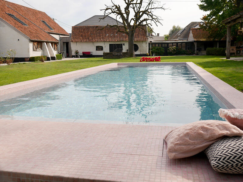 Foto van Ceci n'est pas une piscine by XTERIOR