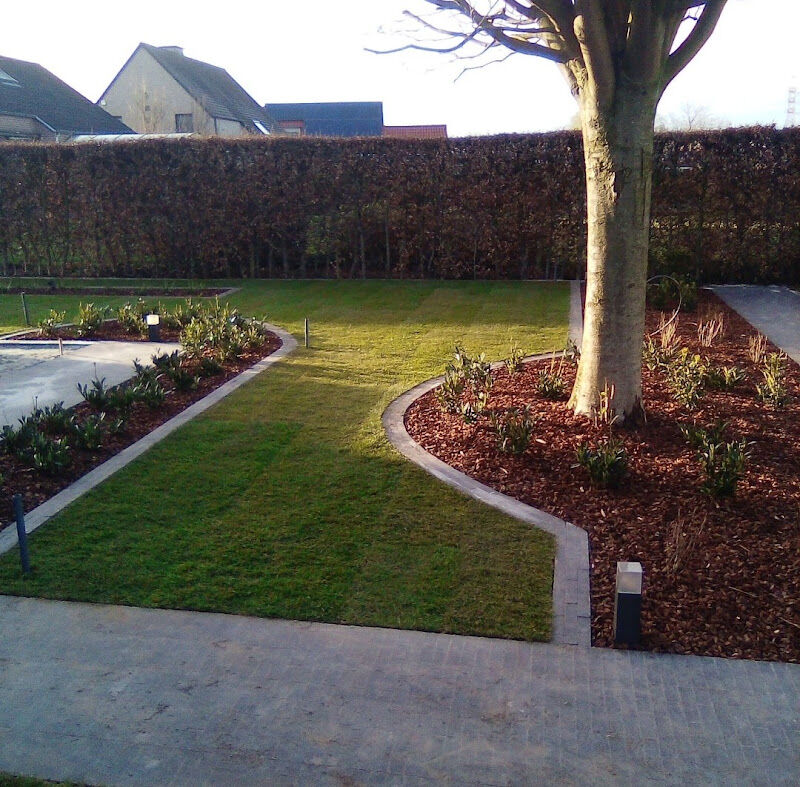 Foto van TUINWERKEN
