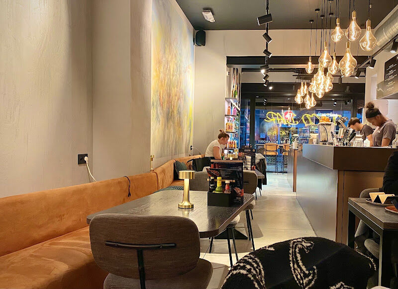 Foto van LATYPIQ Brussels - Tacos Gastronomiques - Boulangerie - Pâtisserie- Traiteur