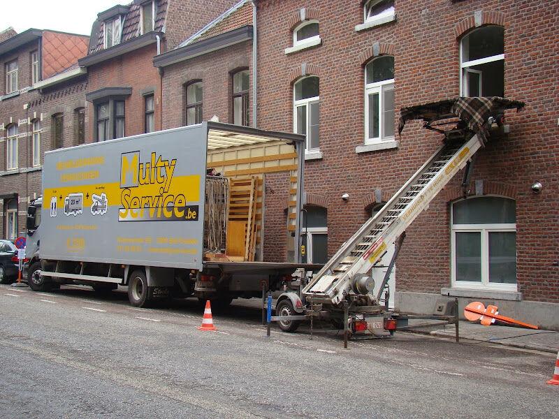 Foto van Multy Service - verhuizingen, verhuislift en meubelbewaring