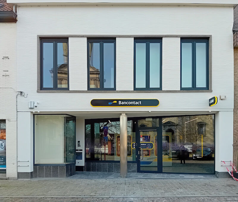 Foto van Bancontact CASH - Nazareth - Dorp