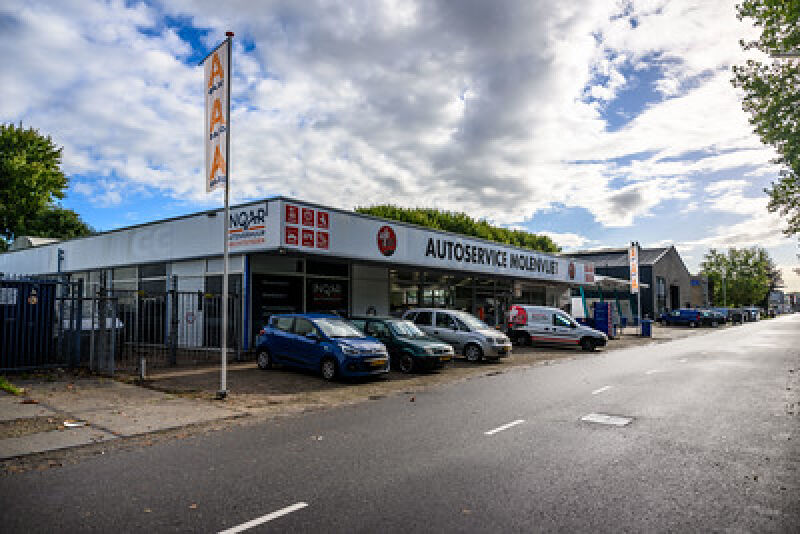 Foto van AutoFirst - Molenvliet - Garage in Zwijndrecht