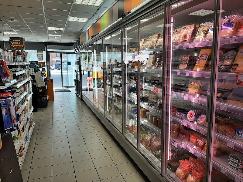 Foto van Carrefour express LUKOIL SINT-NIKLAAS