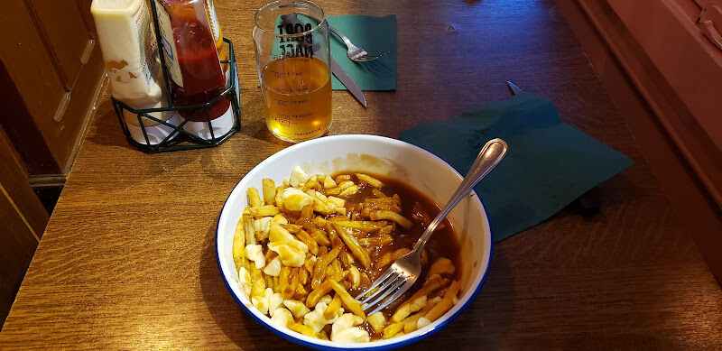 Foto van La Poutine à Ti-Bi