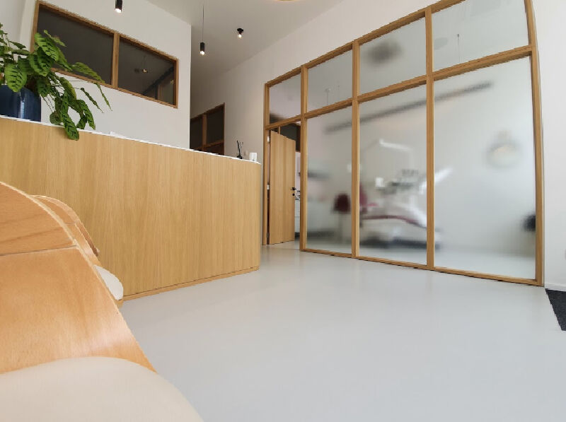 Foto van Dentiste Bruxelles Dental Zen - Dentiste à Bruxelles Dévitalisation, Invisalign