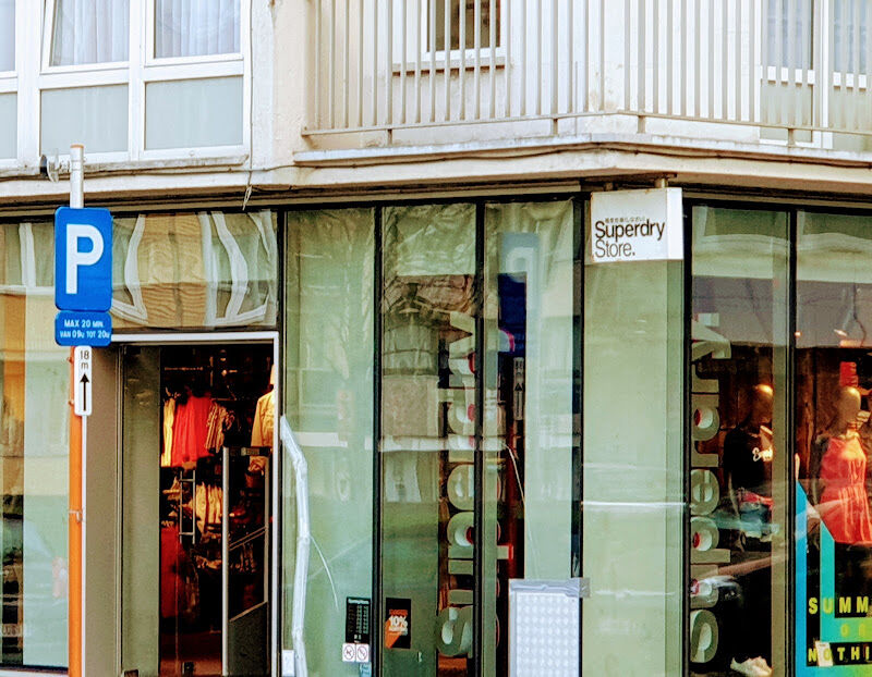 Foto van Superdry