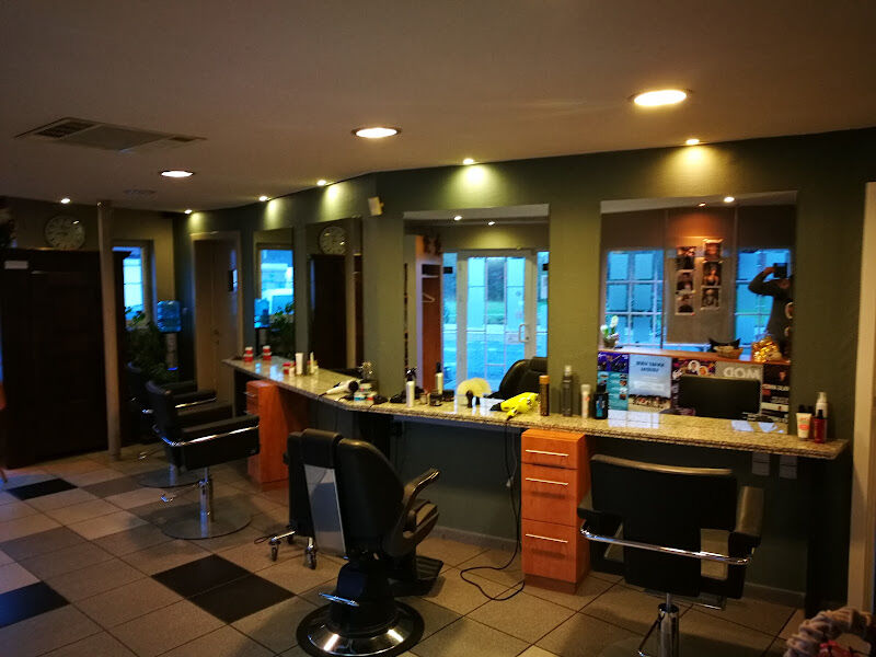 Foto van Coiffeur Serge - kapper en pruikenwinkel in Lommel