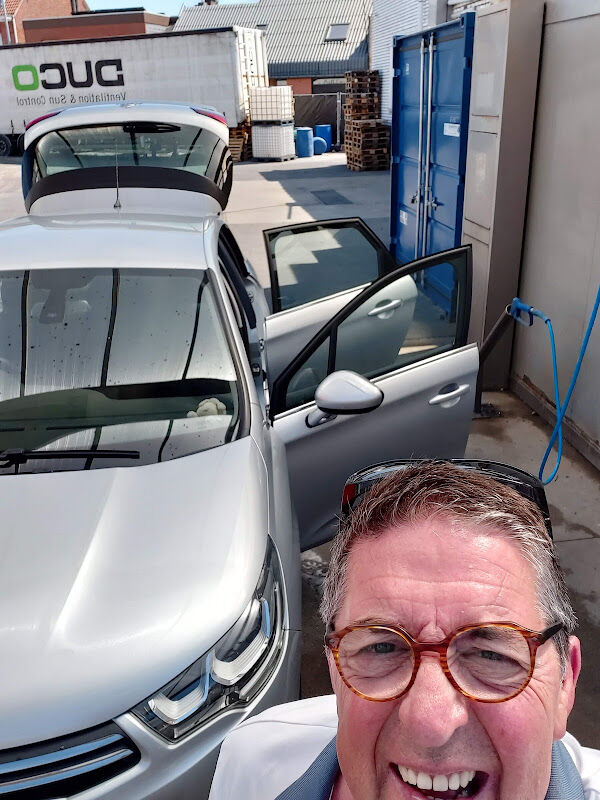 Foto van T&T's self-carwash