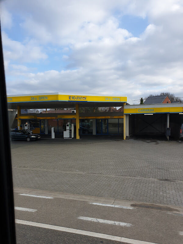 Foto van E10 Station Shop & Carwash - Herselt