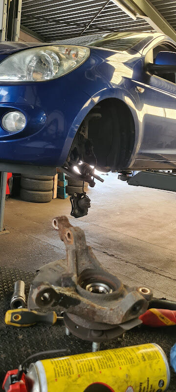 Foto van AutoFirst - Garage Puype bv - Garage in Pittem