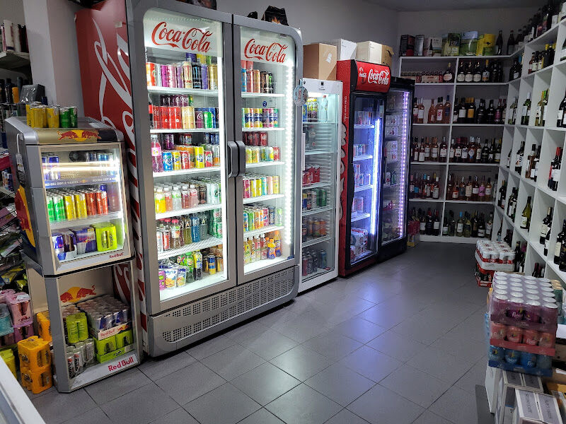 Foto van J.J.S Supermarket