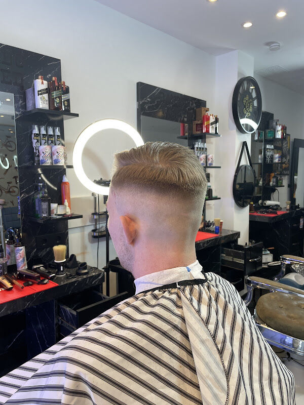 Foto van Kapsalon Legends