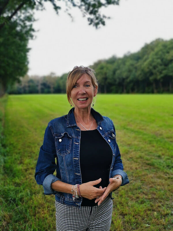 Foto van Margot Michielsen - Balance Body and Mind - Access Bars - Klankschaalmassage - Praktijk voor Energiewerk - Holistic Care