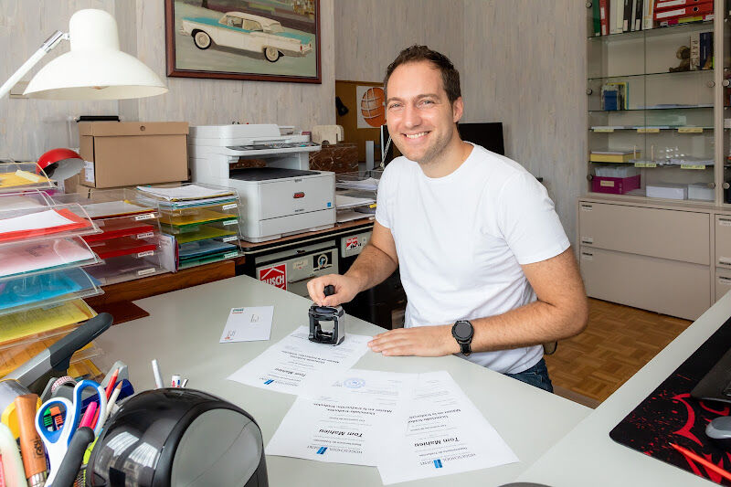 Foto van Flanders Translations, De specialist in beëdigde vertalingen.