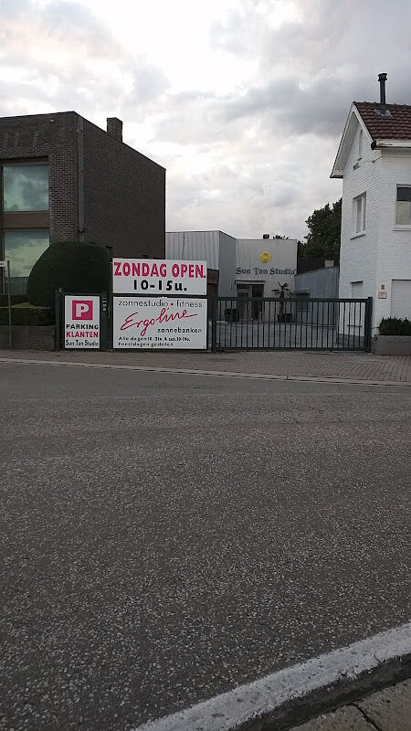 Foto van Lux Fitness & Tanning Bilzen