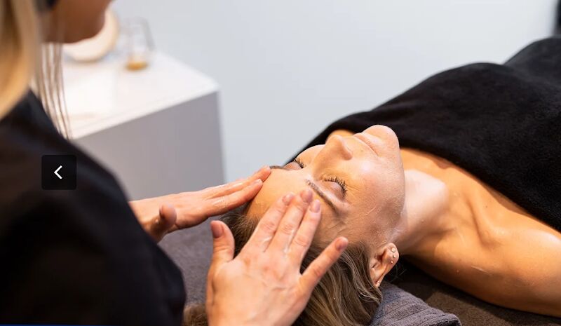 Foto van NAE Waterloo - Maison de beauté et de bien-être