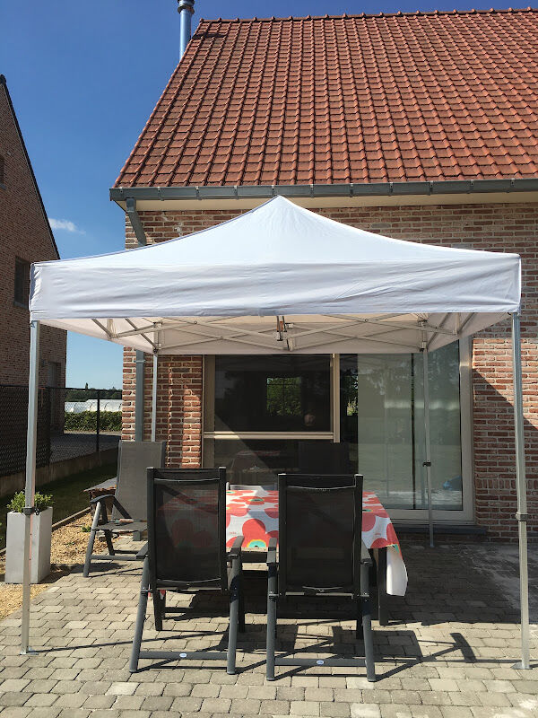 Foto van Partylicious verhuur en verkoop van tenten en springkastelen