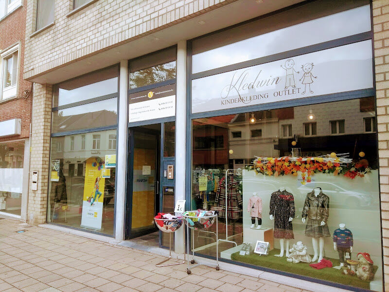 Foto van Kledwin. Kinderkleding outlet