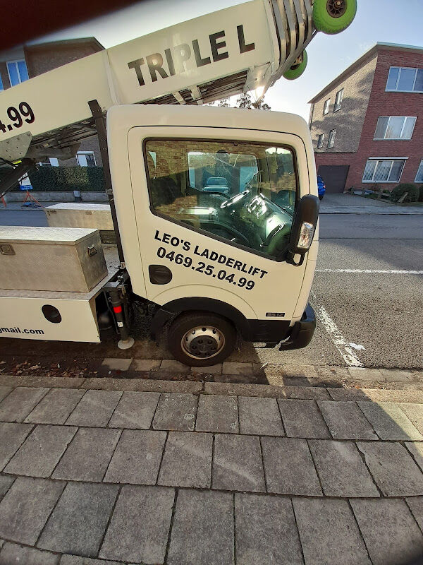 Foto van Triple L Leo’s Ladderlift