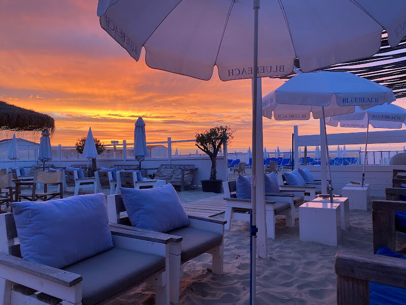 Foto van Blue Beach