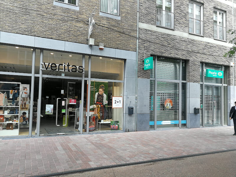 Foto van Pearle Opticiens Genk - Stadsplein