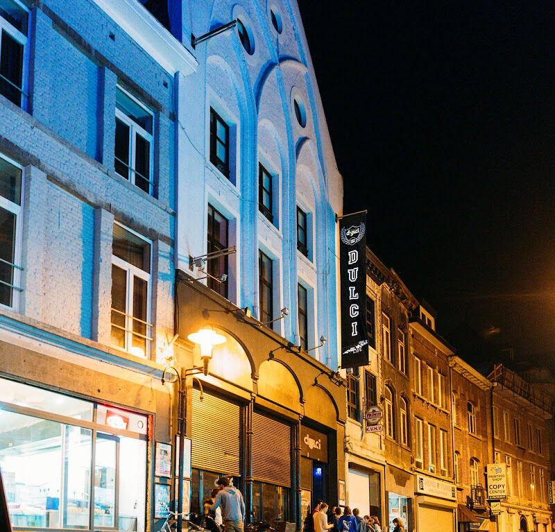 Foto van Fakbar Dulci