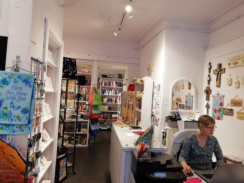 Foto van Philadelphia Bookshop Antwerp (Christian bookshop Antwerp)
