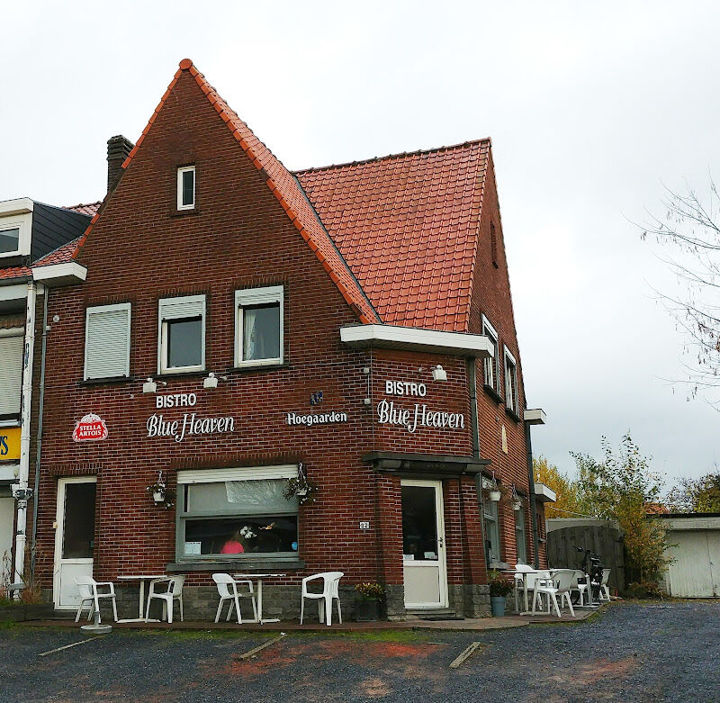 Foto van Blue Heaven