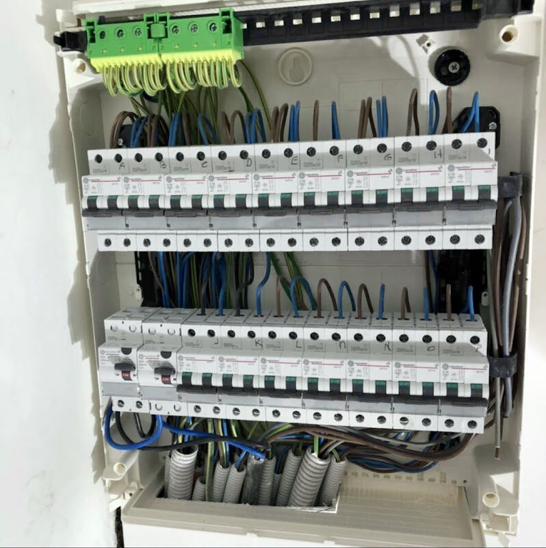 Foto van ELAT | Renovatie & Elektriciteitswerken