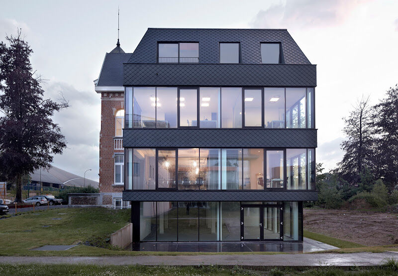 Foto van Structura