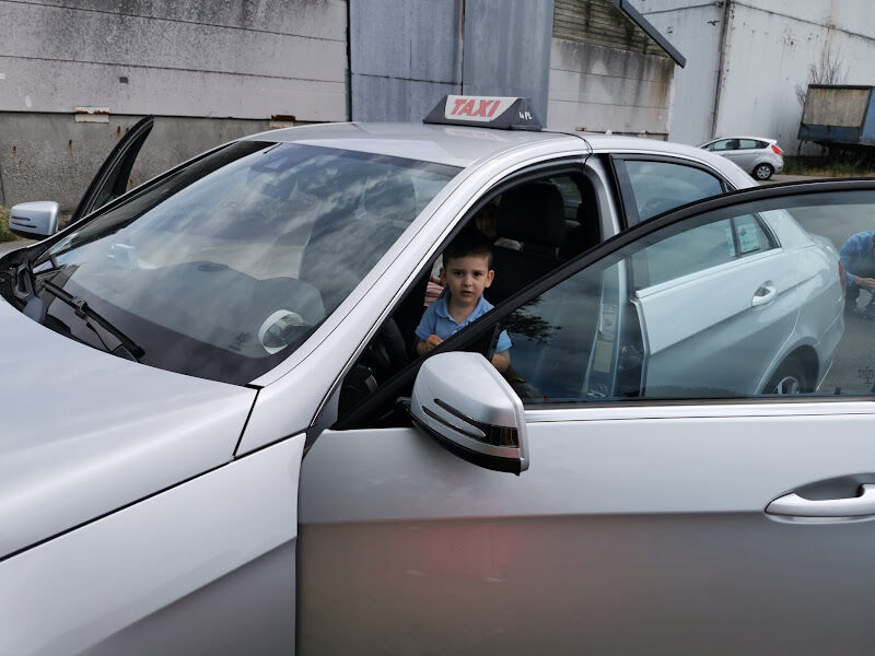 Foto van Eco Taxi Turnhout 8 en 4 personen