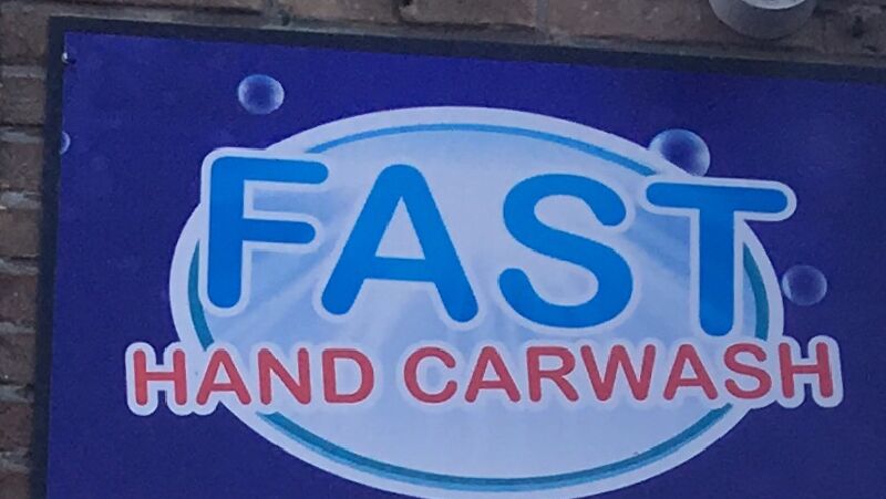 Foto van Fast hand carwash
