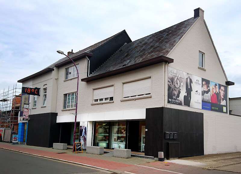 Foto van Juwelier Van den Bergh - Uurwerkmaker - Klokkengalerij