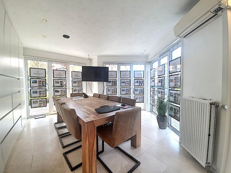 Foto van Century 21 Sea Port