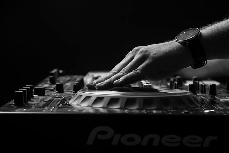 Foto van Theo Silver - DJ à Lille