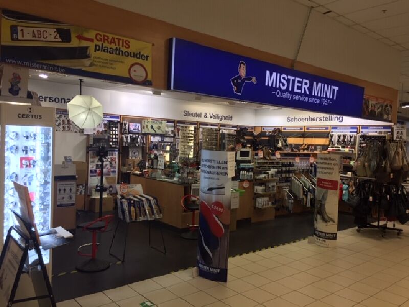 Foto van MISTER MINIT Burcht Carrefour | Sleutel- Horloge- & Schoenmaker