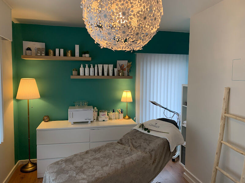 Foto van The Saloon Beauty and Care