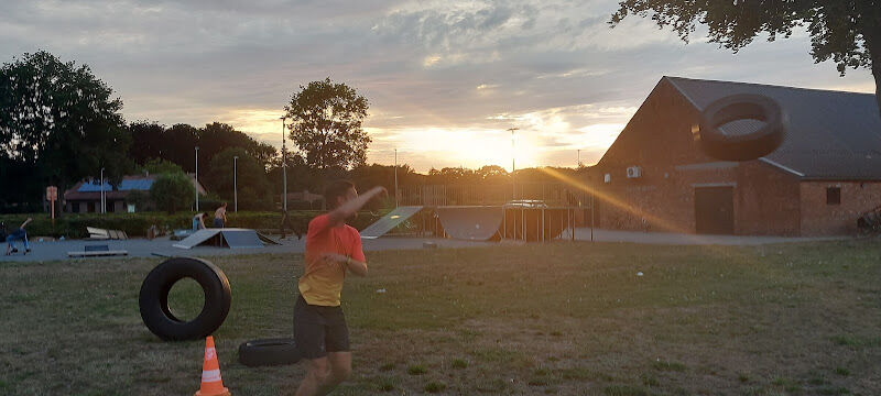 Foto van Ten-Hut Outdoor Training