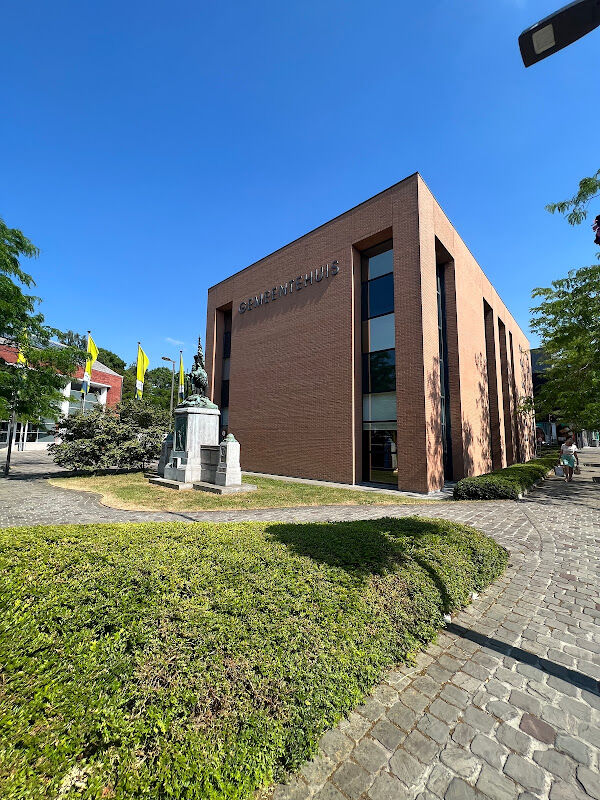 Foto van Gemeentehuis Merelbeke