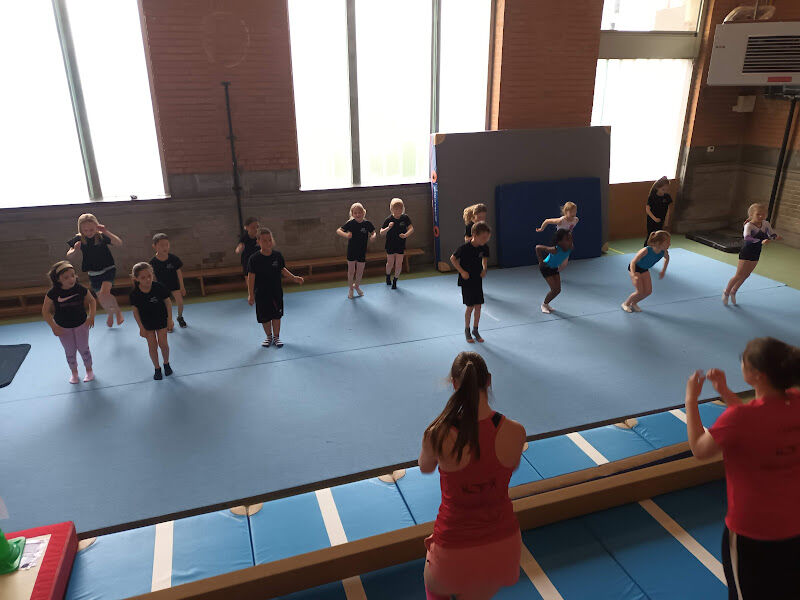 Foto van Kon. Turnvereniging Populaire Halle, Loisirs