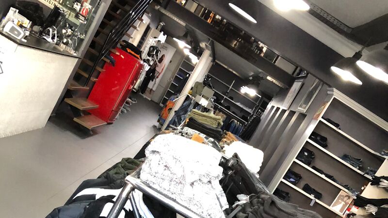 Foto van Funny Place Jeans Store