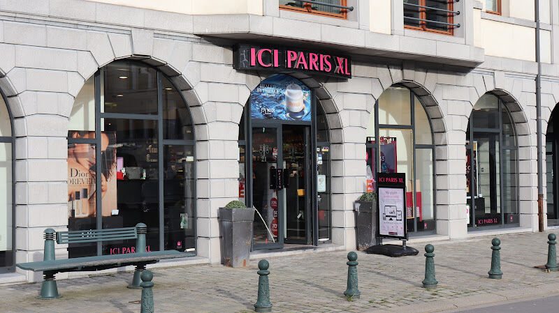 Foto van ICI PARIS XL