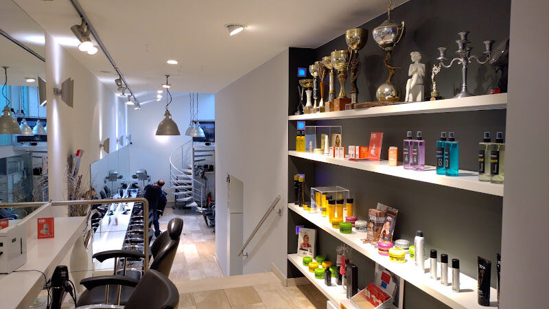 Foto van De Angelis, Coiffeur & Beauté