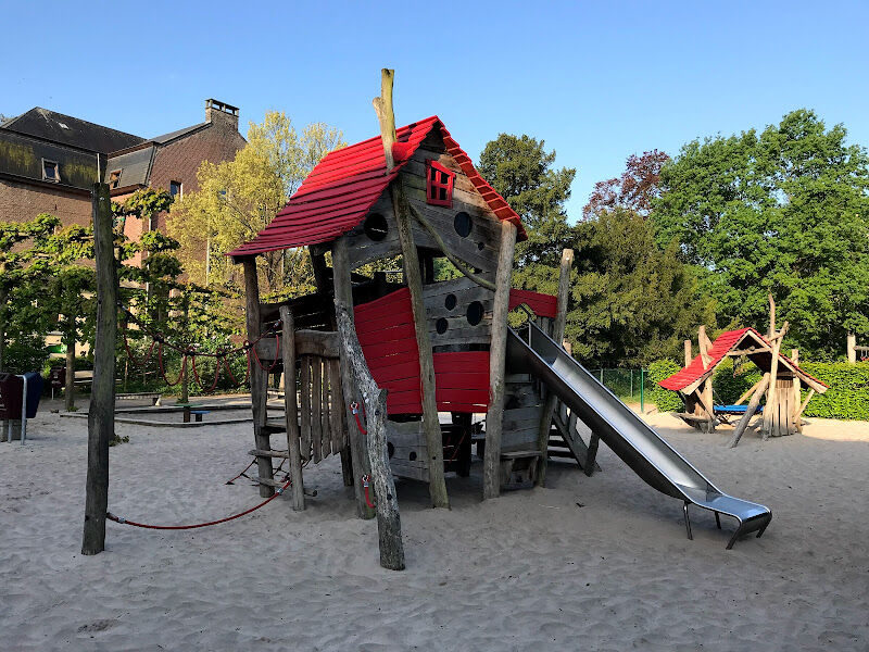 Foto van Speeltuin kinderboerderij Kiewit