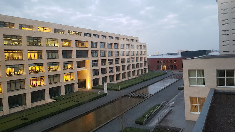 Foto van Deloitte Services & Investments